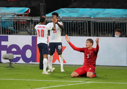Jannik Vestergaard of Denmark looks dejected