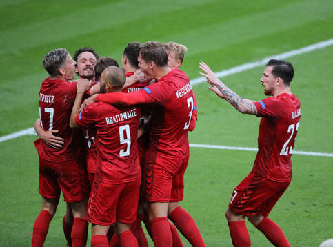 Mikkel Damsgaard of Denmark scores the 0-1 goal