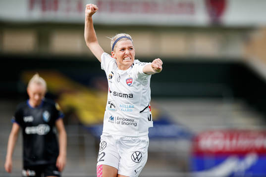 Rosengårds Olivia Schough jublar