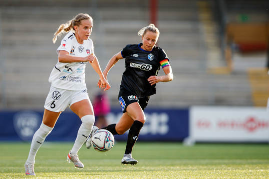 Rosengårds Ria Noora Minerva Öling och Växjös Emmi