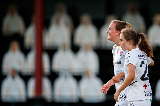 Rosengårds Matilda Eriksson Kristell och Stefanie Sanders
