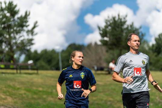 Magdalena Eriksson och sjukgymnast Martin Bergqvist