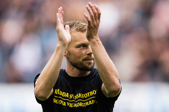 s Sebastian Larsson innan fotbollsmatchen i Allsvenskan