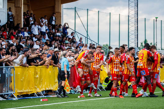 Örebro Syrianskas Rodin Deprem jublar