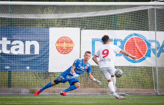 Assyriskas Antonio Yakoub gör 4-3 på Örebro Syrianskas
