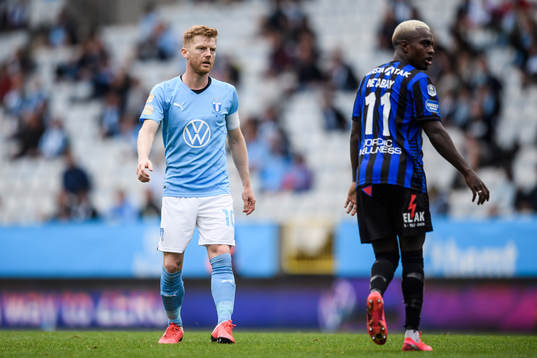 Malmö FFs Anders Christiansen och Sirius Nahom Girmai
