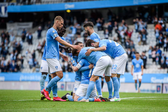 Malmö FFs Anders Christiansen jublar med lagkamrater