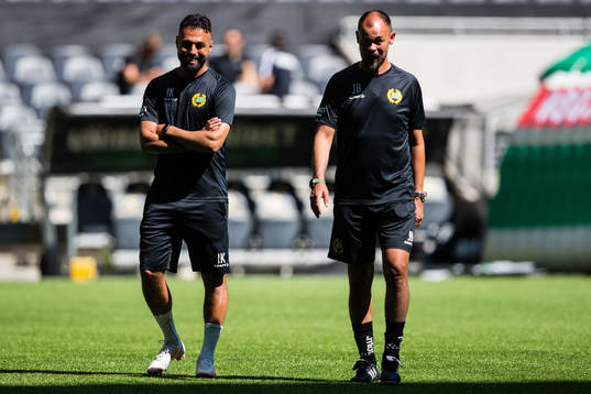 Hammarbys Imad Khalili och assisterande tränare Joachim