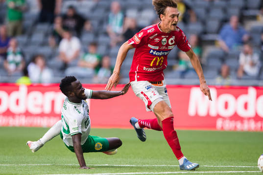 Hammarbys David Accam och Degerfors Gustav Granath