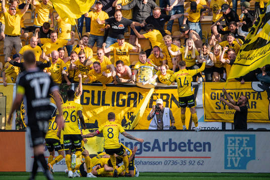 Elfsborgs spelare jublar