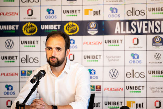 Örebros tränare Vitor Gazimba