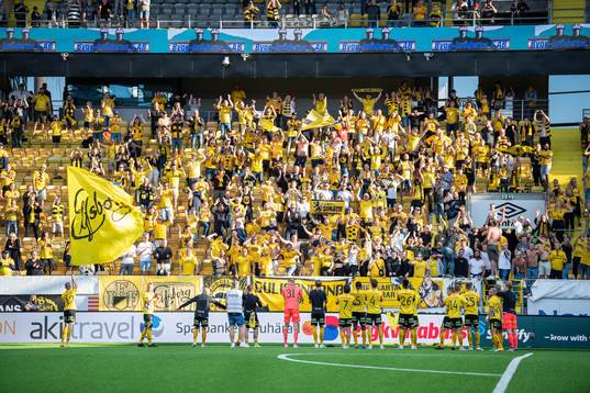 Elfsborgs spelare tackar publiken