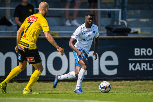 IFK Norrköpings Maic Sema och Mjällbys Viktor Gustafson