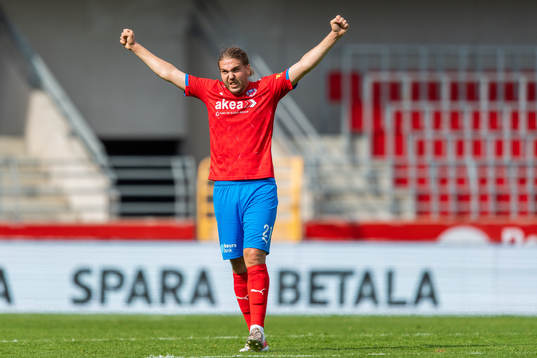 Helsingborgs Charlie Weberg jublar