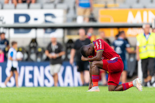 Djurgårdens Emmanuel Banda deppar