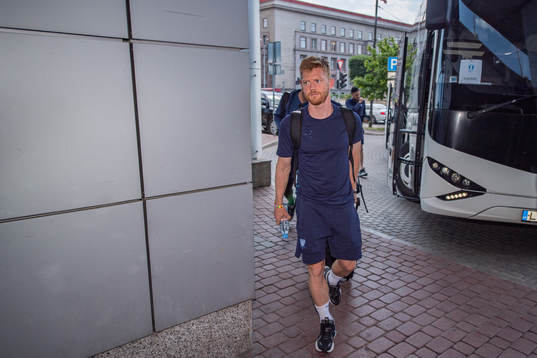 Anders Christiansen arrives at the hotel