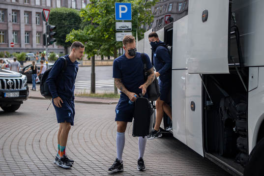 Veljko Birmancevic, goalkeeper Johan Dahlin and Antonio