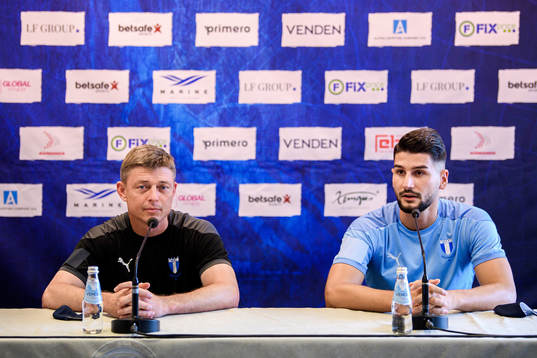 Jon Dahl Tomasson, head coach  and Antonio Colak