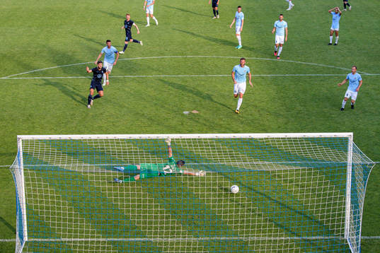 Antonio Colak of Malmö FF scores the 0-1 goal behind