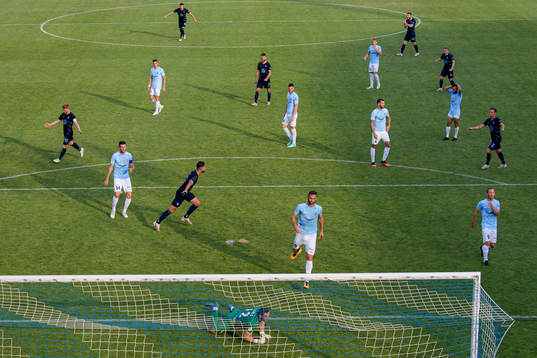 Antonio Colak of Malmö FF celebrates  the 0-1 goal behind