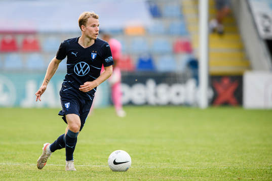 Oscar Lewicki of Malmö FF