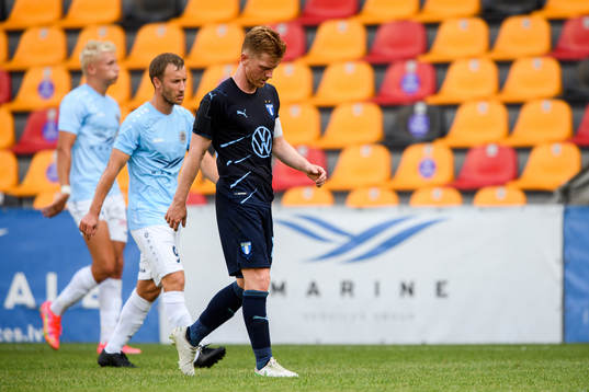 Anders Christiansen of Malmö FF looks dejected
