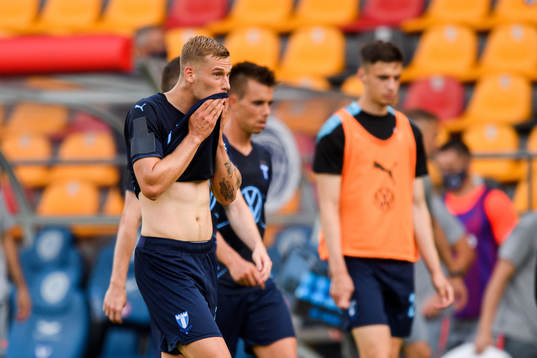 Felix Beijmo of Malmö FF looks dejected