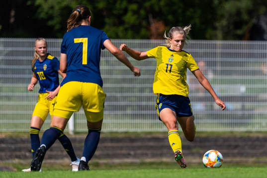 s Lisa Björk