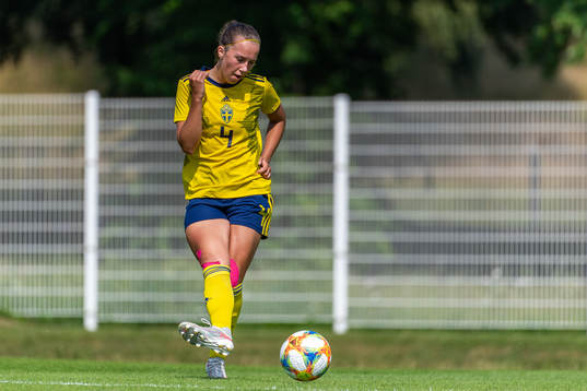 s Athinna Persson Lundgren