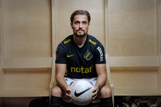 s nyförvärv Zachary Elbouzedi
