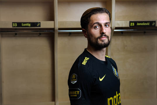 s nyförvärv Zachary Elbouzedi