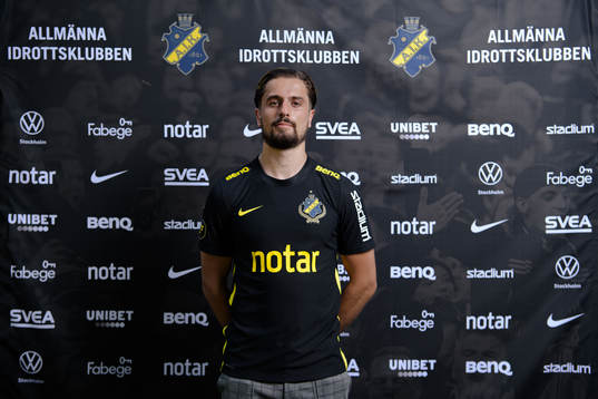 s nyförvärv Zachary Elbouzedi