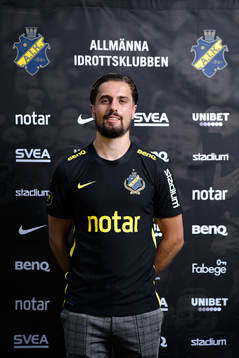 s nyförvärv Zachary Elbouzedi