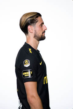 s nyförvärv Zachary Elbouzedi