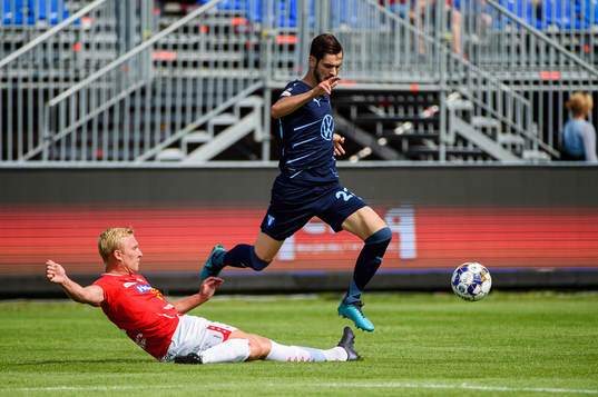Malmö FFs Adi Nalic  och Degerfors Oliver Ekroth