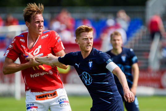 Degerfors Adam Carlén och Malmö FFs Anders Christiansen