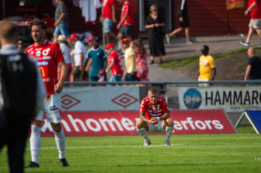 Degerfors Victor Edvardsen deppar