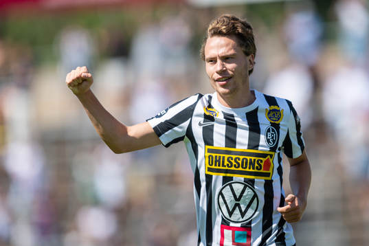 Landskronas Filip Ottosson jublar