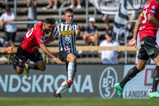 Landskronas Filip Olsson mot Trelleborgs Mouhammed Ali