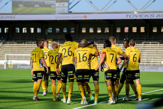 Elfsborgs spelare jublar med Jeppe Møldrup Okkels