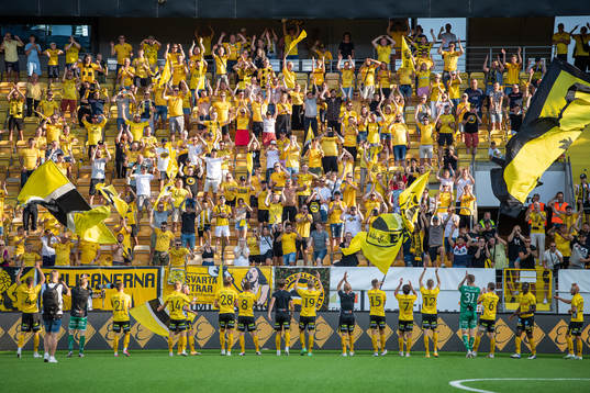 Elfsborgs spelare tackar supportrarna