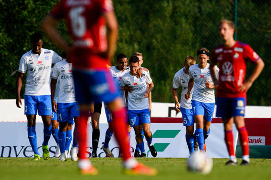 Värnamos Joel Craig Stevens jublar
