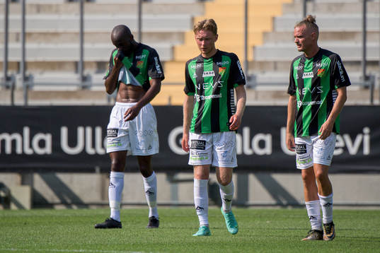 GAIS Boris Lumbana , Adam Egnell och Emin Grozdanic deppar