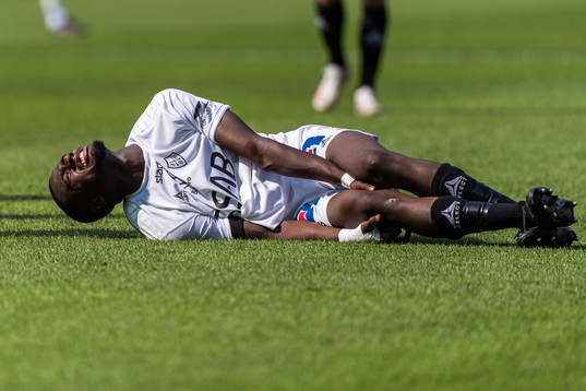 Brages Adil Titi har ont