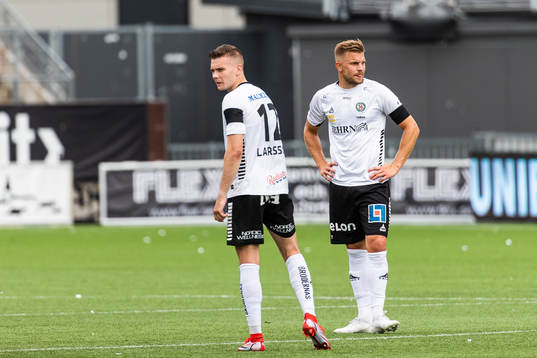 Örebros Jake Larsson och Erik Björndahl deppar