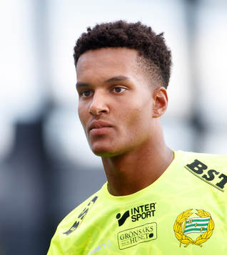 Hammarbys målvakt Oliver Dovin
