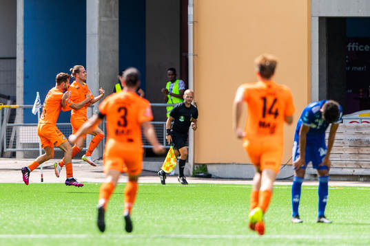 AFC Eskilstunas Viktor Götesson jublar