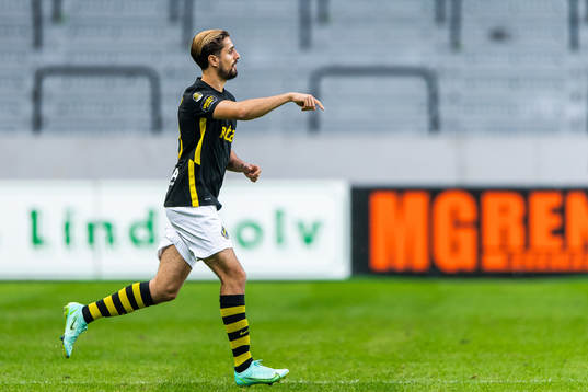 s Zack Elbouzedi