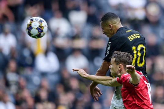 s Nabil Bahoui och Kalmars Piotr Johansson