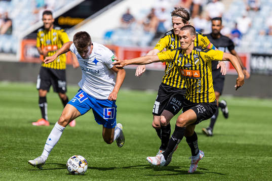 IFK Norrköpings Carl Björk och Häckens Tobias Carlsson